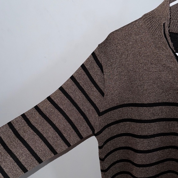 Men's Brown Striped True Rock 1/4 Zip Sweater Medium - Picture 5 of 6